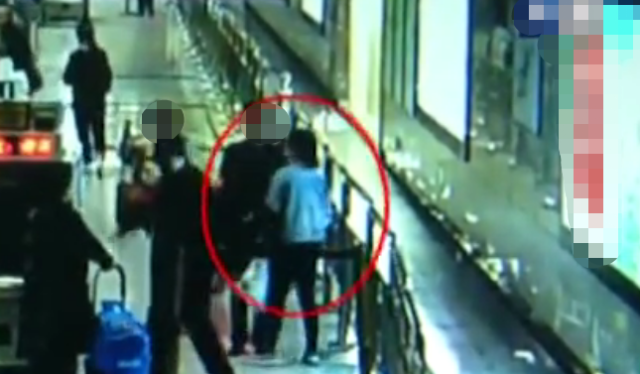 X光機廠家:女子拒絕過地鐵安檢不配合檢查是違法行為!.png X光機廠家:女子拒絕過地鐵安檢不配合檢查是違法行為!.png