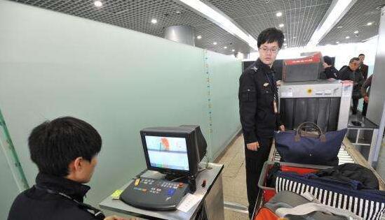 坐火車過安檢門帶了黃金首飾品可以嗎？